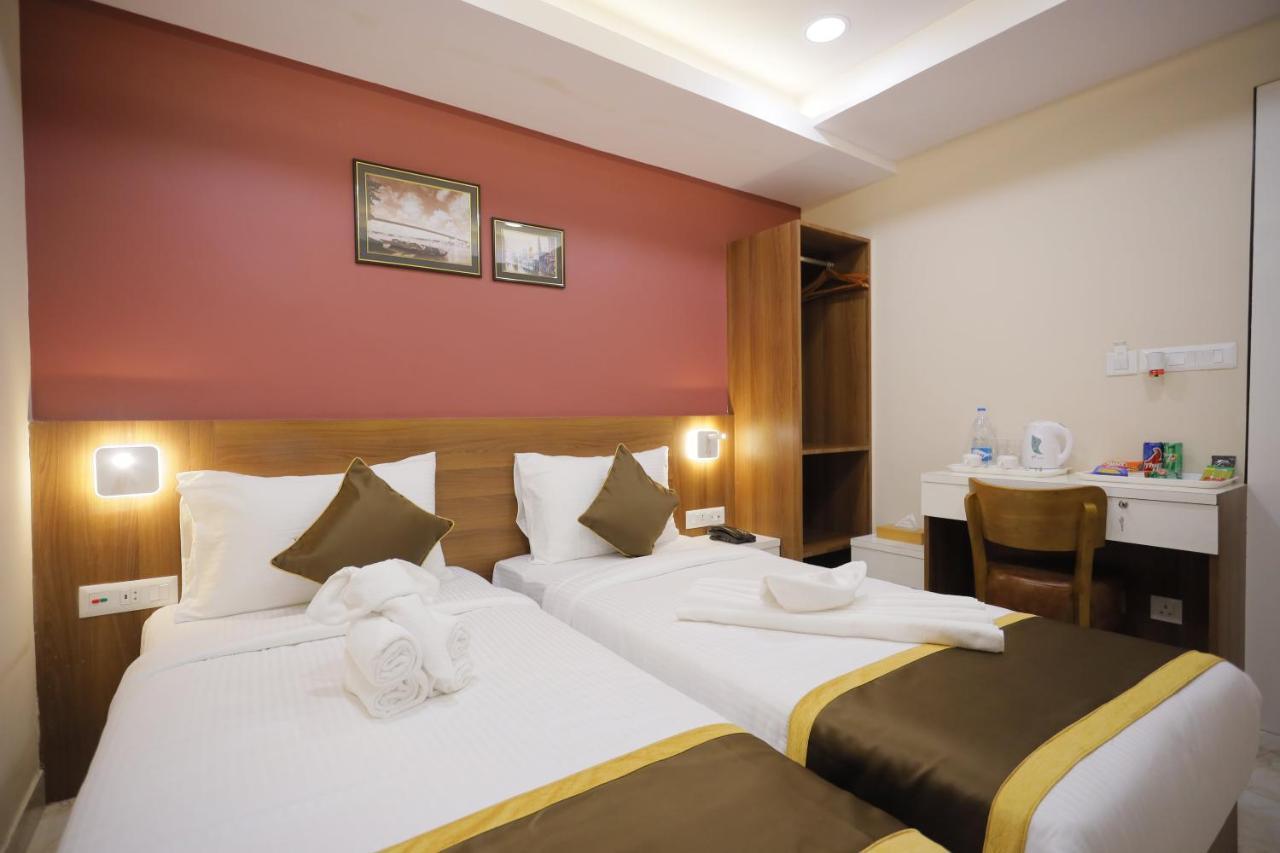 The Avenue Hotel Ballygunge Kalküta Dış mekan fotoğraf