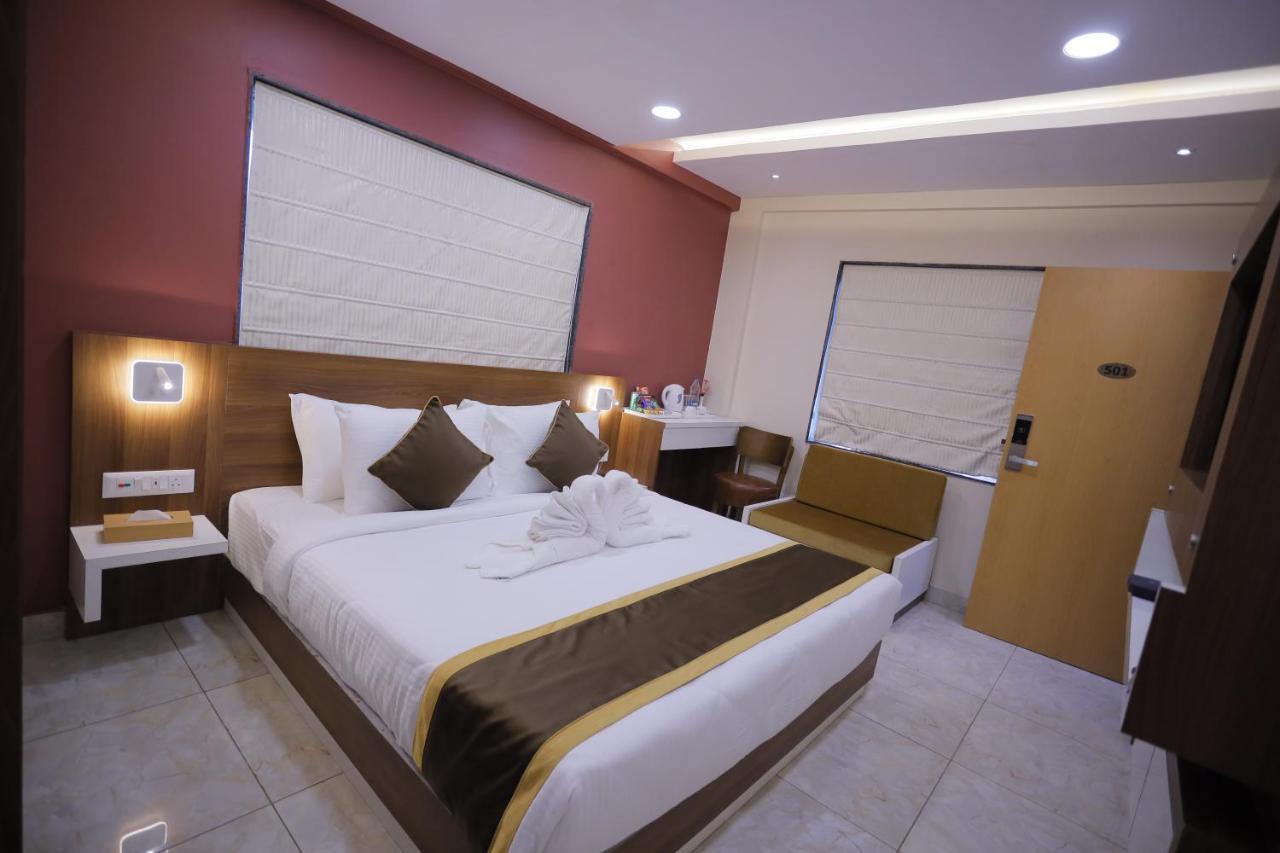The Avenue Hotel Ballygunge Kalküta Dış mekan fotoğraf