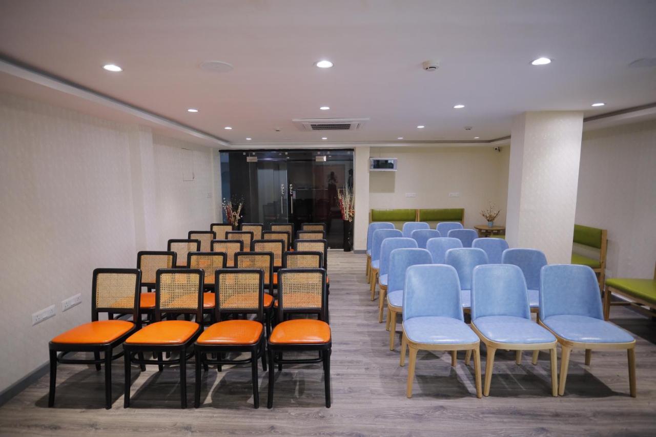 The Avenue Hotel Ballygunge Kalküta Dış mekan fotoğraf