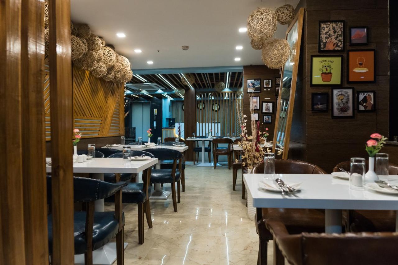 The Avenue Hotel Ballygunge Kalküta Dış mekan fotoğraf