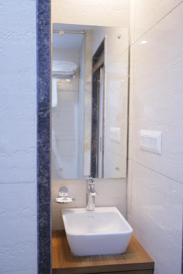 The Avenue Hotel Ballygunge Kalküta Dış mekan fotoğraf